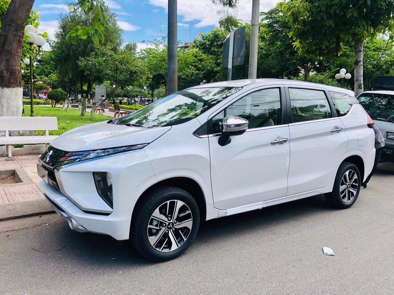 Dịch Vụ Xe Hợp Đồng & Đưa Đón Tại TP.HCM Chuyên Nghiệp – Linh Hoạt – Giá Tốt